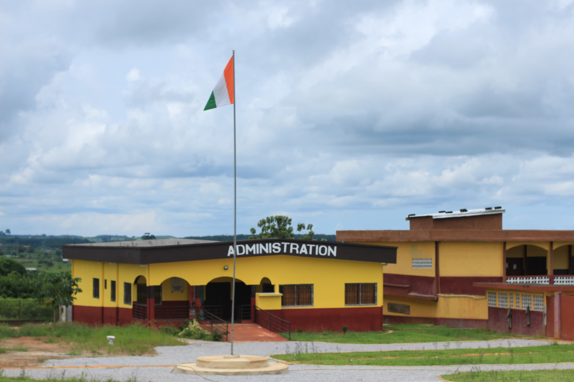 Administration — Complexe Scolaire La Providence de Don Orione, Bonoua